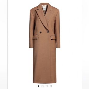 Sandro camel Oversized coat is 8 or 40 European